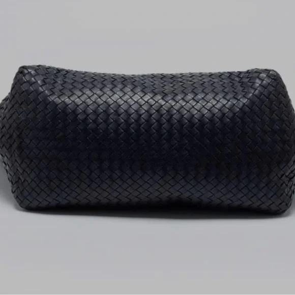 Bottega Veneta Large A-Shape Woven Intrecciato Black Tote Handbag - Picture 9 of 14